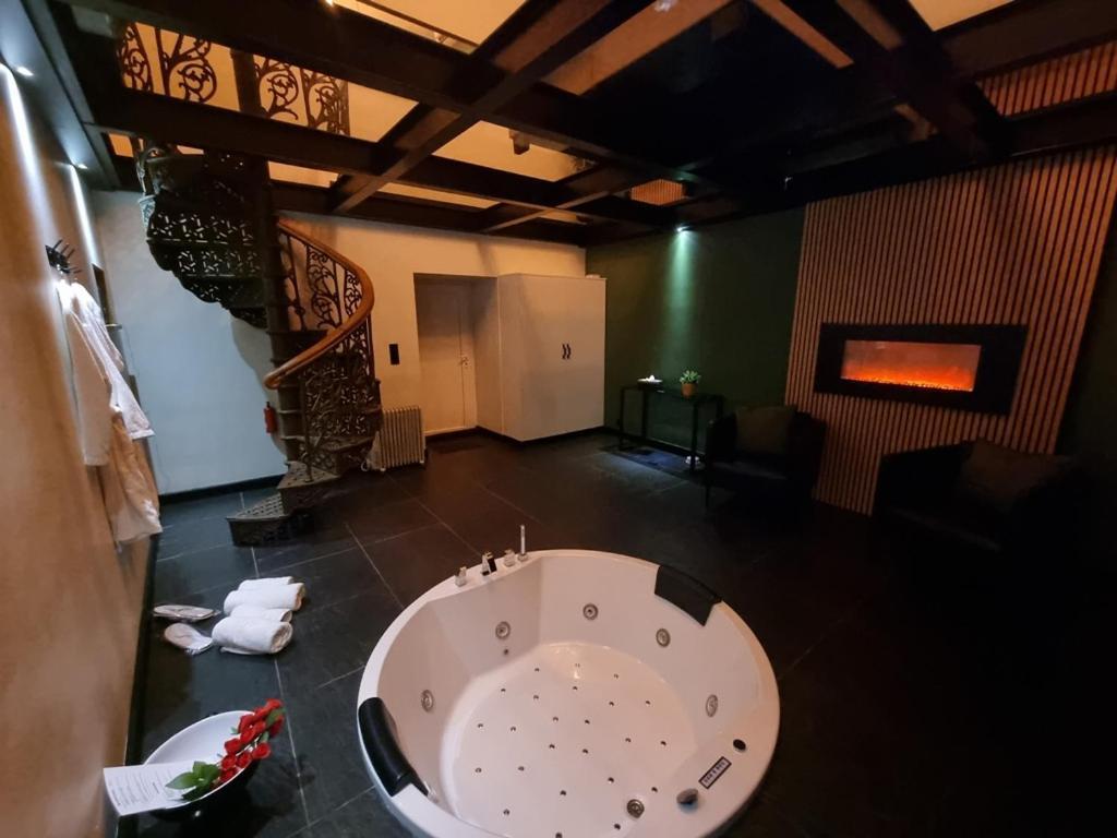 Suite Wellness Спримон Экстерьер фото